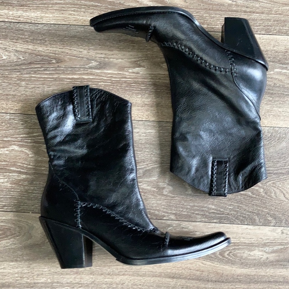 NWT J. Lo Real Leather Black Cowboy Boots 9.5